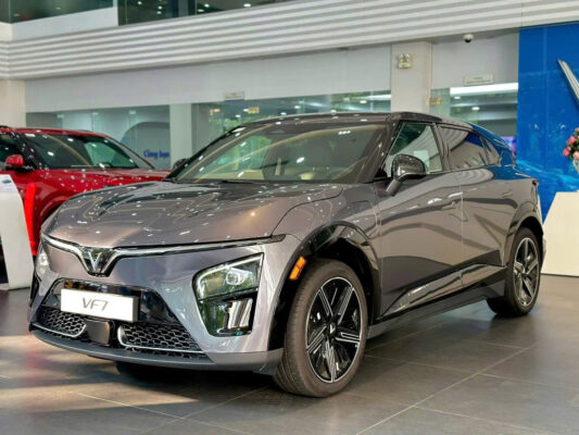 Giá xe VF7 mới nhất 2025 | Chương trình giá VinFast VF7
